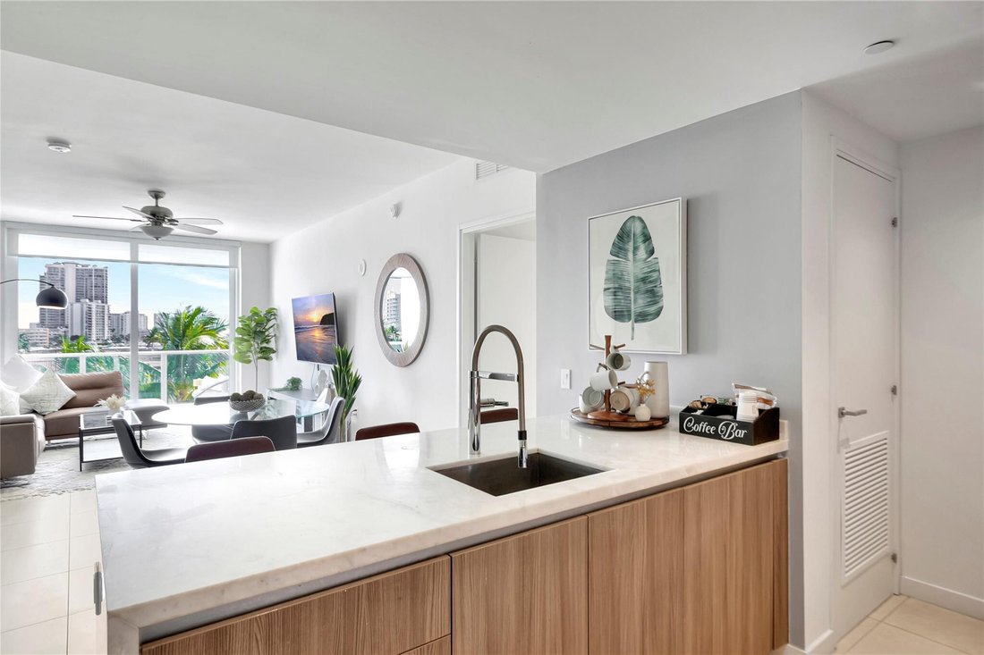 Condo in Fort Lauderdale, Florida, United States 1 - 18251691