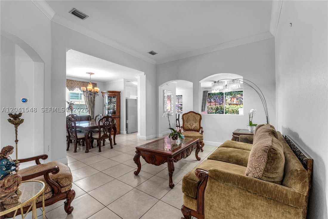 House in West Miami, Florida, United States 5 - 18250389