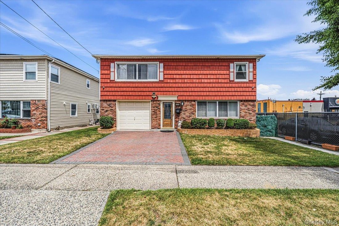 House in New York, New York, United States 2 - 18250628