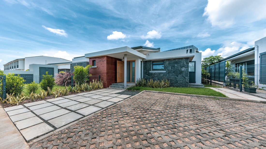 House in Cascavelle, Rivière Noire District, Mauritius 1 - 18250327