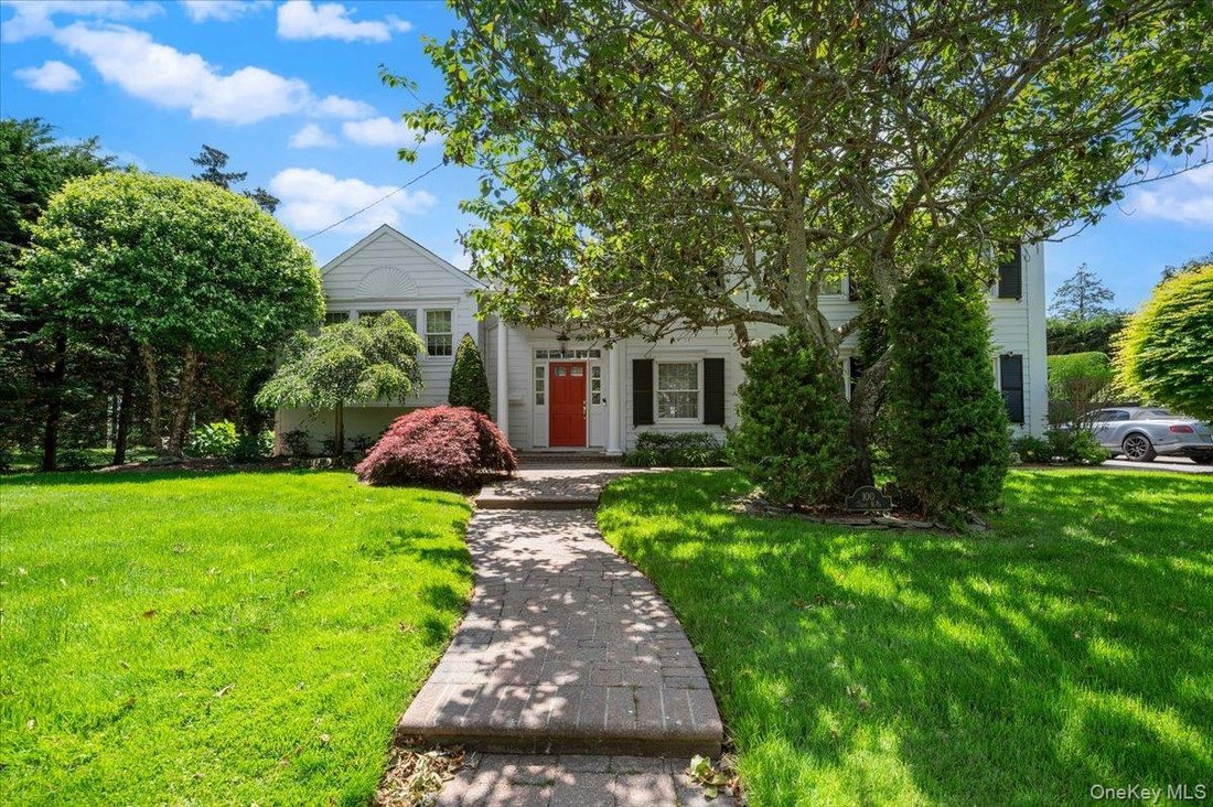 House in Massapequa, New York, United States 3 - 18250508
