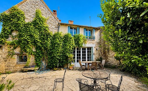 House in Samois-sur-Seine, Ile-de-France, France 1