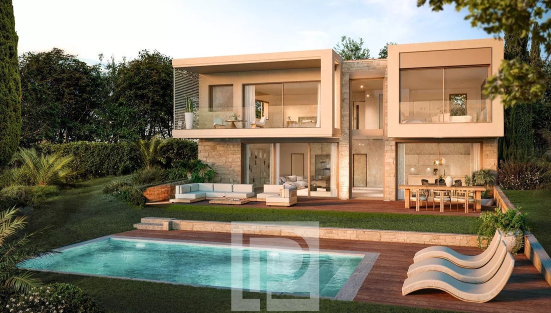 Villa in Mougins, Provence-Alpes-Côte d'Azur, France 1 - 16409055