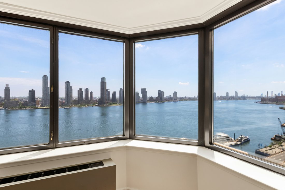 Condo in New York, New York, United States 3 - 18245196