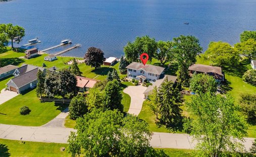 House in Oshkosh, Wisconsin, United States 1