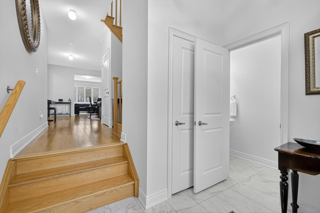 House in Wasaga Beach, Ontario, Canada 3 - 18252324