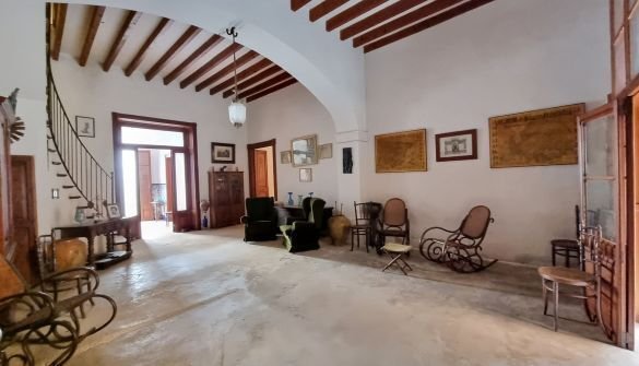 Chalet in Llucmajor, Balearic Islands, Spain 1 - 12849609