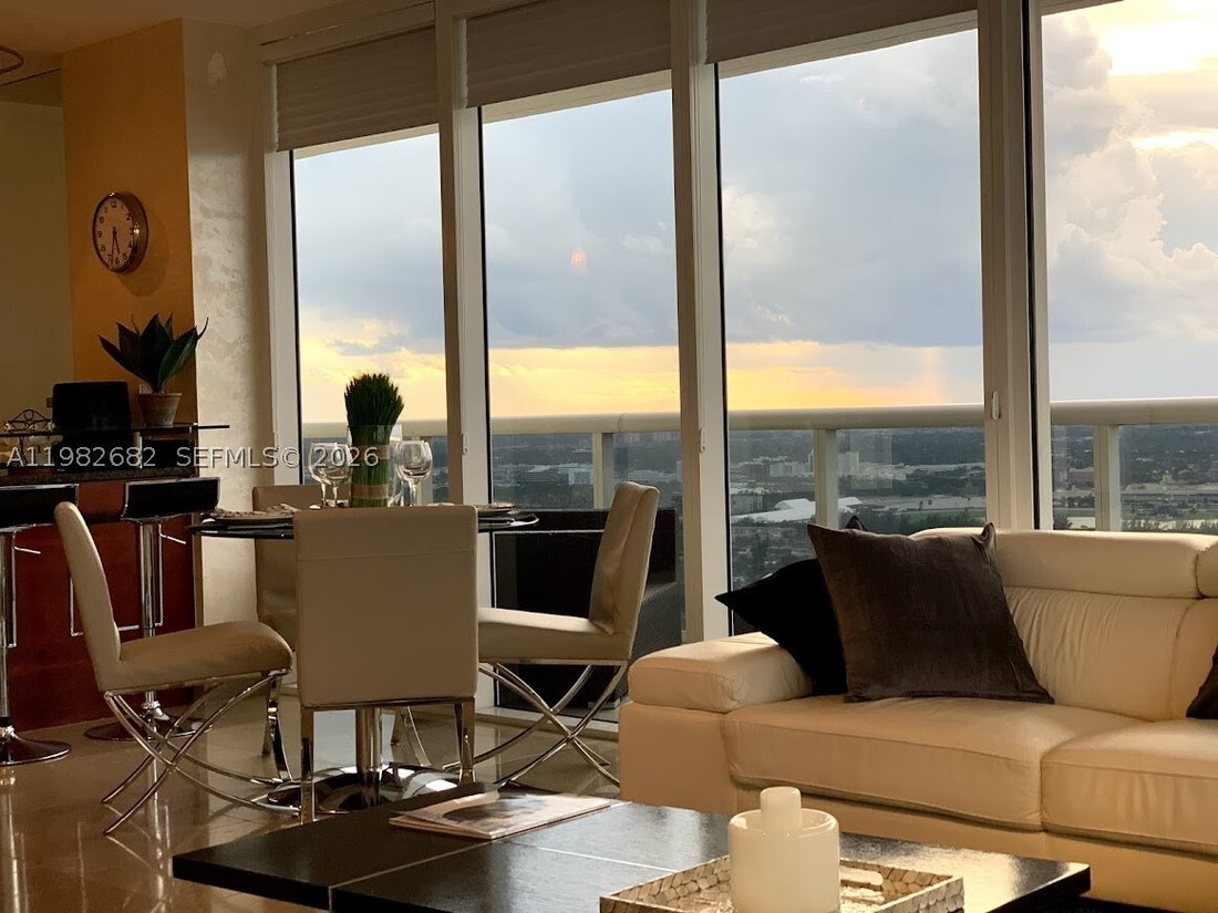 Condo in Hallandale Beach, Florida, United States 3 - 17409649