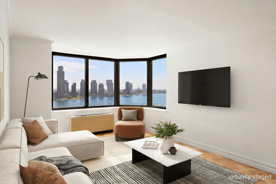 Condo in New York, New York, United States 1 - 18245196