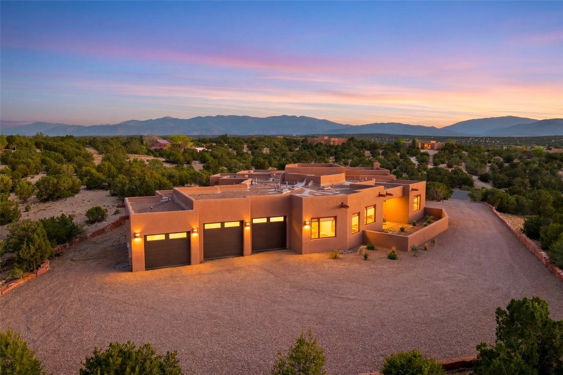 House in Santa Fe, New Mexico, United States 1 - 16689519
