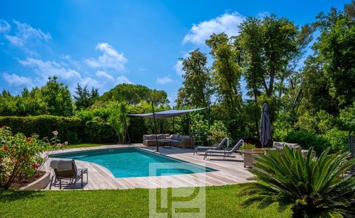 Villa in Mougins, Provence-Alpes-Côte d'Azur, France 1