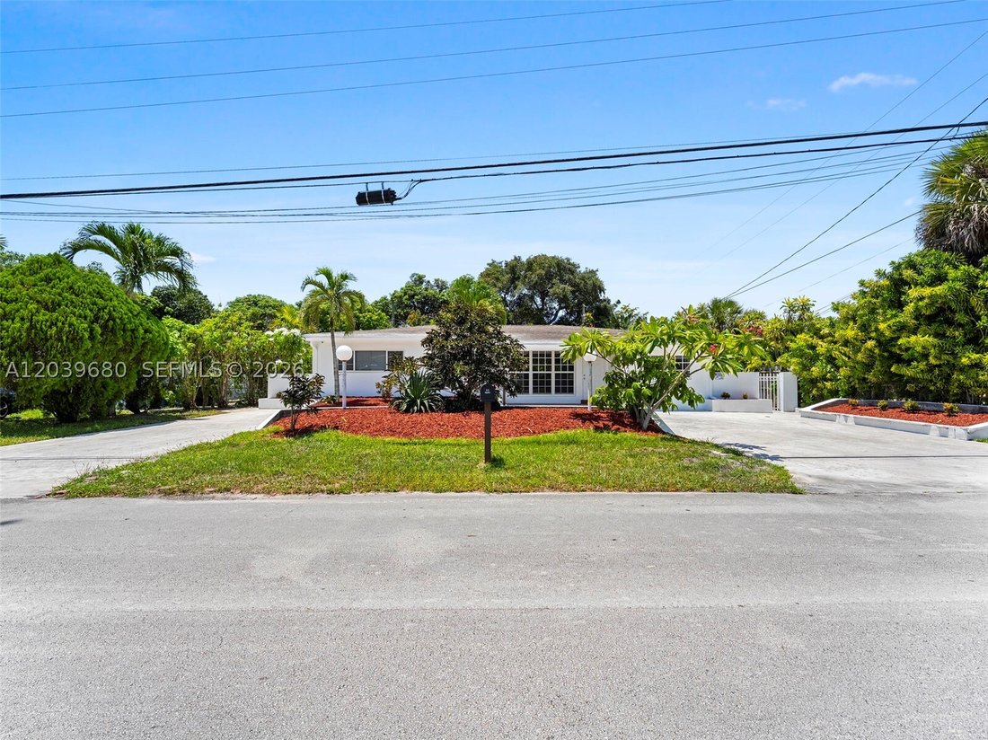 House in Miami, Florida, United States 2 - 18250375