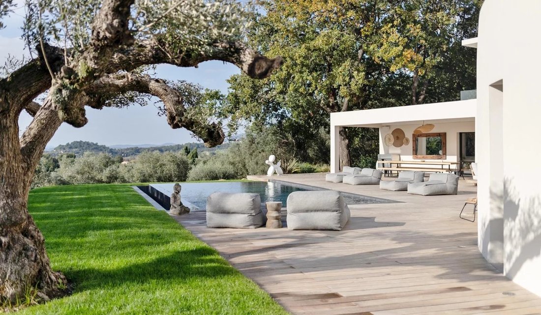 Villa in Opio, Provence-Alpes-Côte d'Azur, France 1 - 18250128