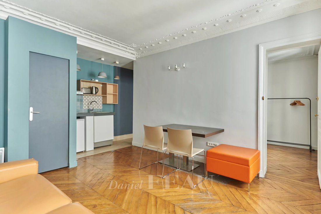 Apartment in Les Halles, Paris 1er Arrondissement, Paris 2 - 18251493