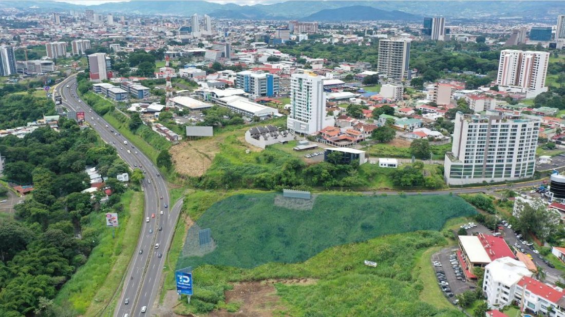 Land in Cinco Esquinas, San José Province, Costa Rica 1 - 18252332