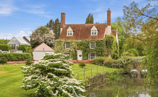 House in Great Waltham, England 1