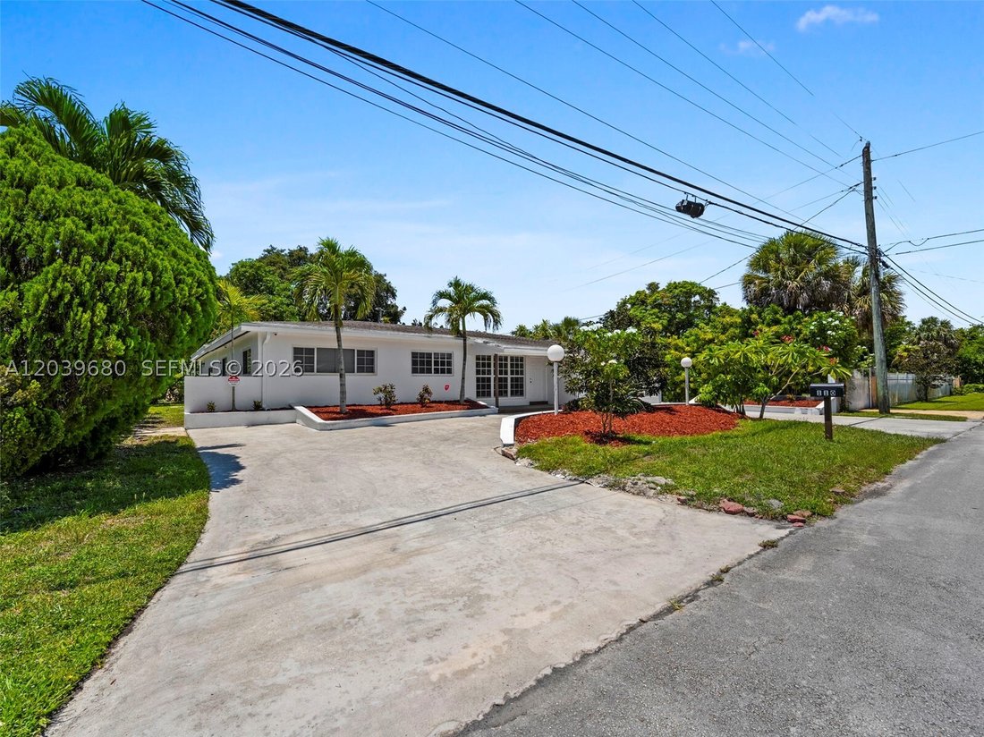 House in Miami, Florida, United States 3 - 18250375