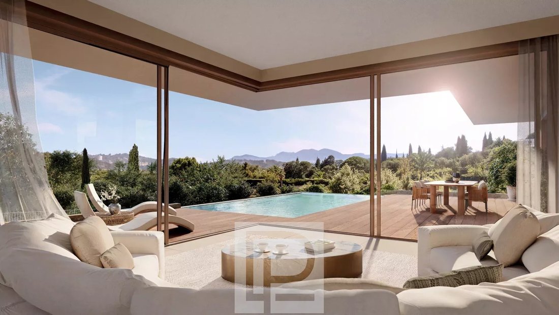Villa in Mougins, Provence-Alpes-Côte d'Azur, France 2 - 16413224