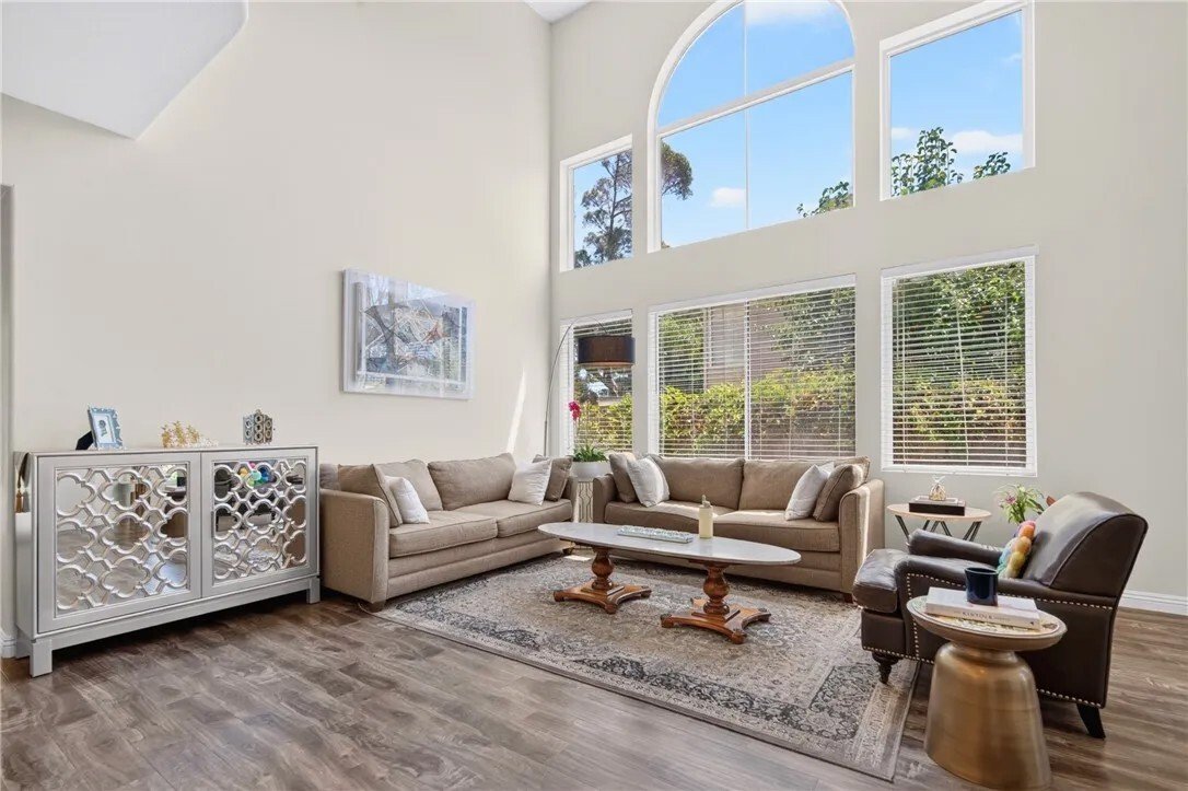 Condo in Fullerton, California, United States 3 - 18250580