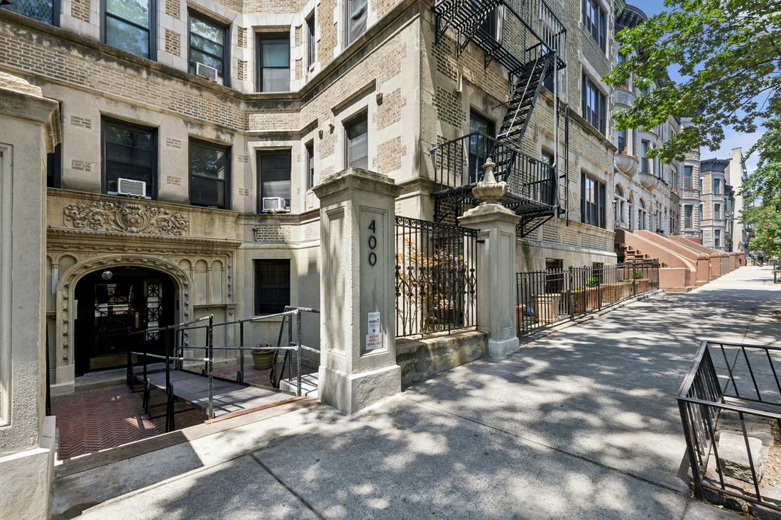 Co Op in New York, New York, United States 1 - 18245231