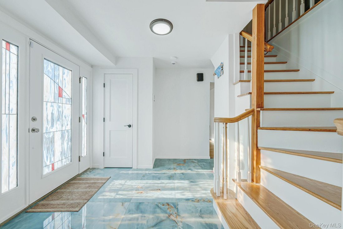 House in Massapequa, New York, United States 4 - 18250648