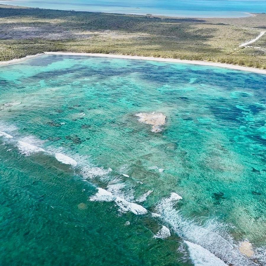 Land in Bower's Settlement, Long Island, The Bahamas 1 - 18252822