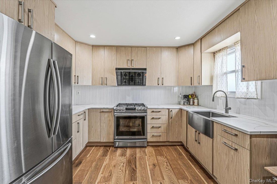 House in New York, New York, United States 4 - 18250628