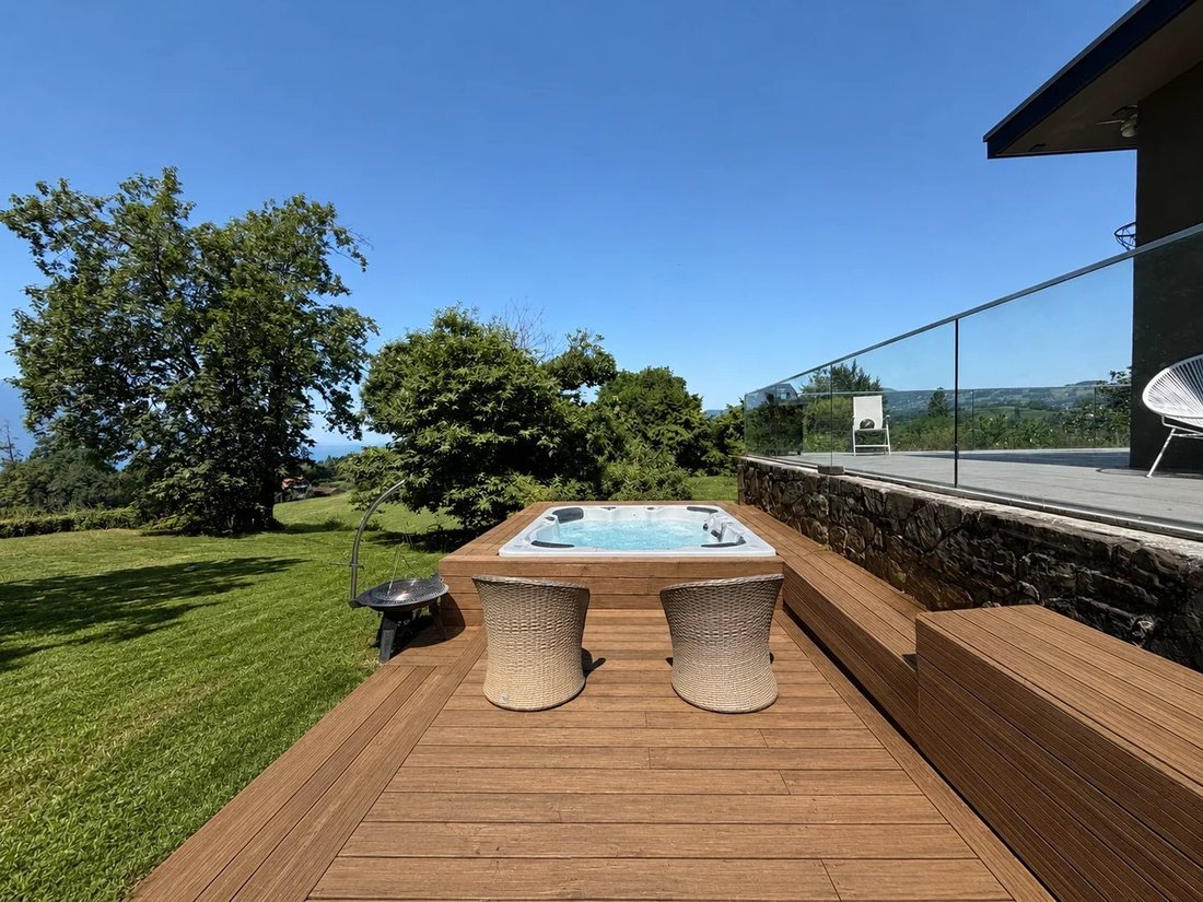 House in Montreux, Vaud, Switzerland 3 - 17663800