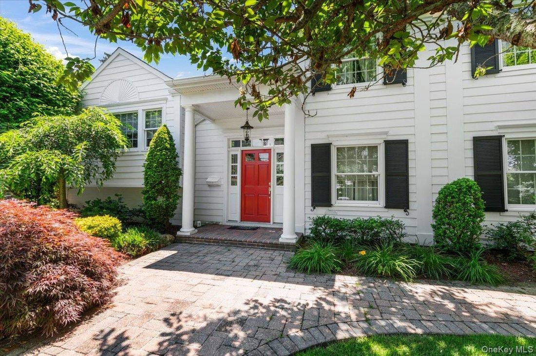 House in Massapequa, New York, United States 2 - 18250508