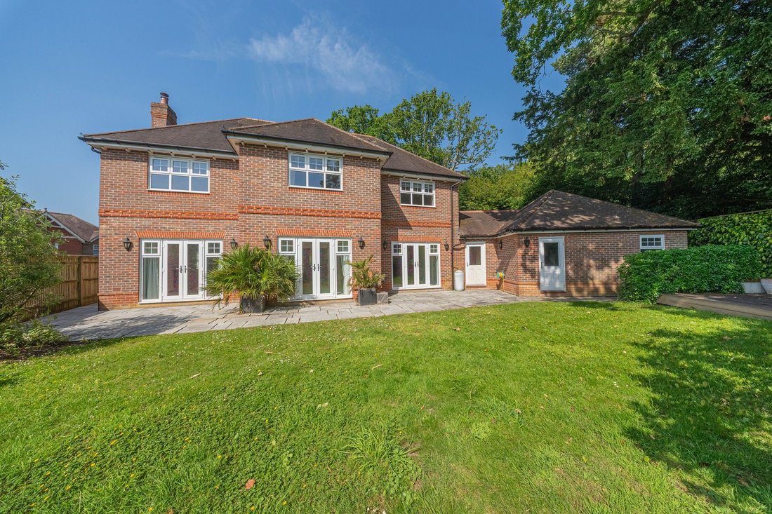 Casa en Haywards Heath, Inglaterra 1 - 17779716