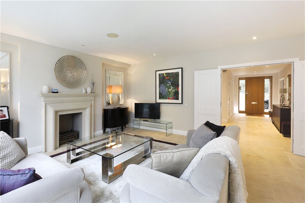 House in West Wimbledon, Merton, England 2 - 18250210