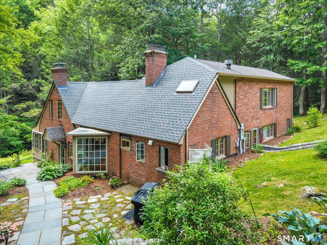 House in Granby, Connecticut, United States 1 - 18254696