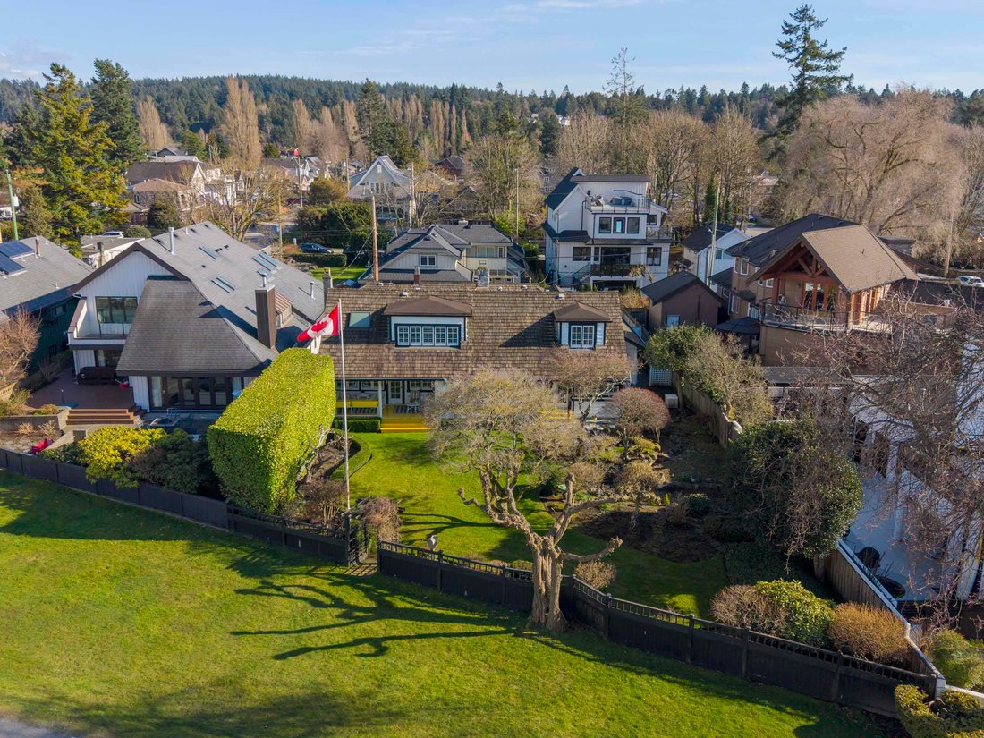 House in Surrey, British Columbia, Canada 2 - 18257115