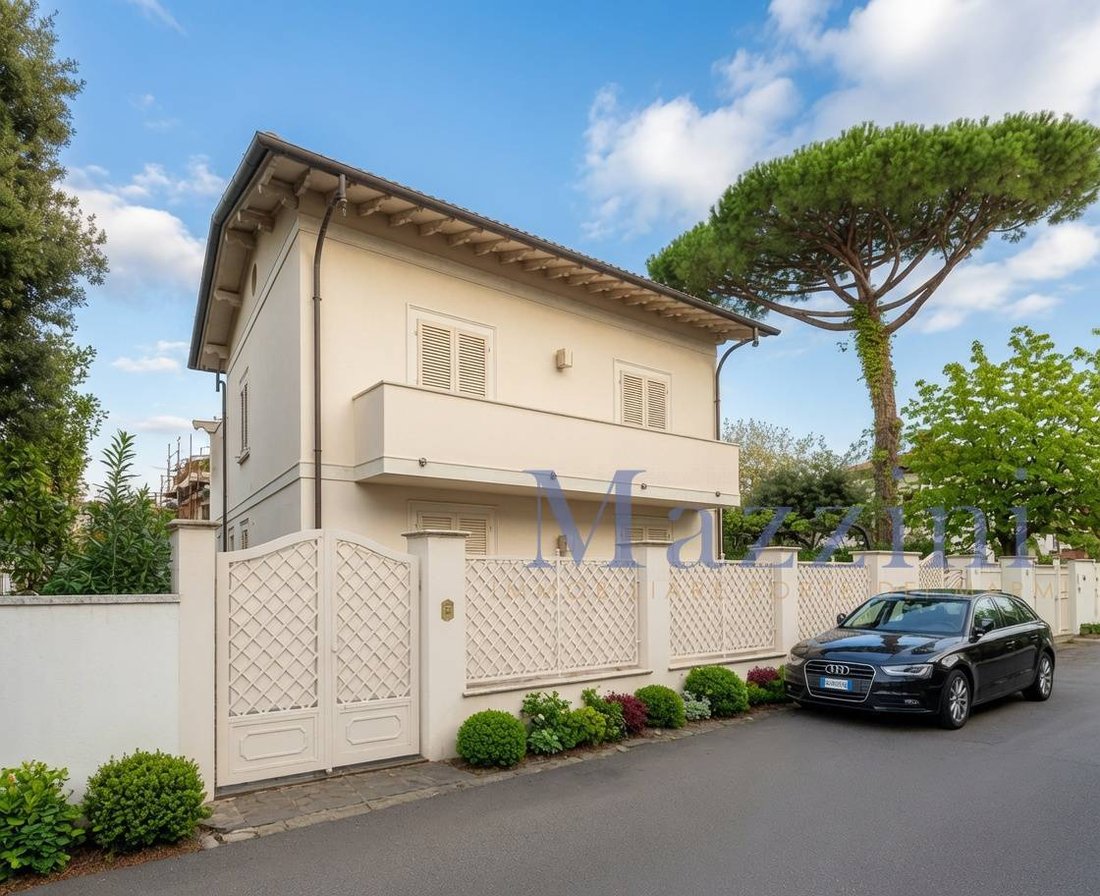 Villa in Vittoria Apuana, Forte dei Marmi, Tuscany 1 - 18256550