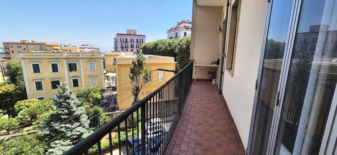 Apartment in Vomero, Naples, Campania 4 - 18250316