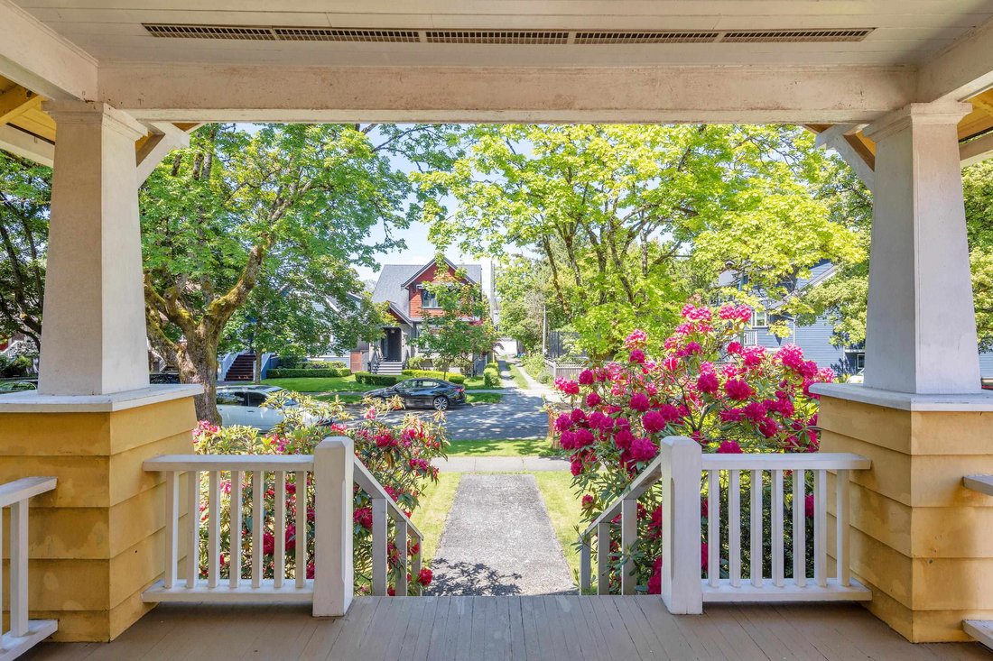 House in Vancouver, British Columbia, Canada 2 - 18256932