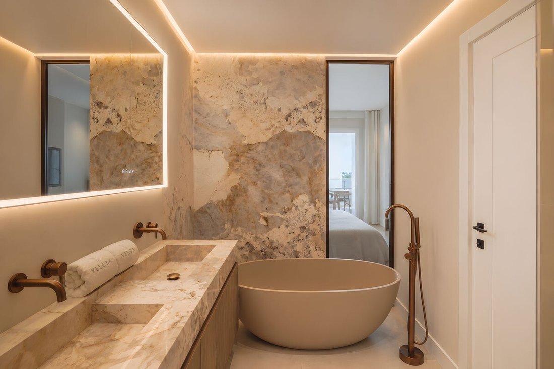 Apartment in La Quinta, Benahavis, Andalusia 3 - 18251403