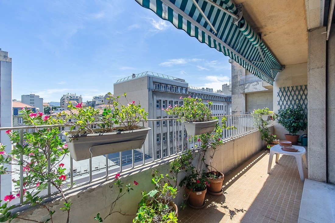 Apartment in Pointe Rouge, 8e Arrondissement, Marseille 4 - 18251109
