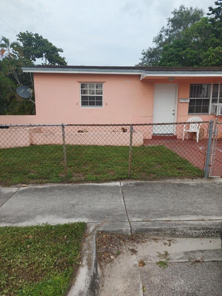 Appartamento a Opa-locka, Florida, Stati Uniti 1 - 18250817