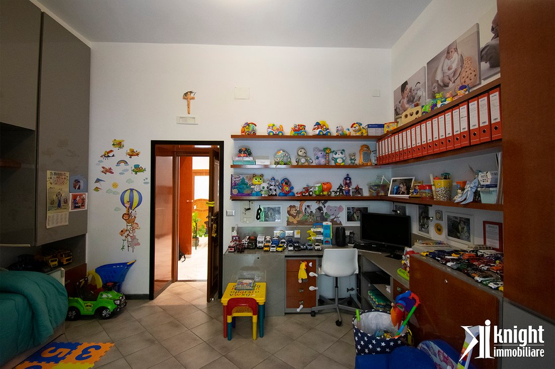 Apartment in Naples, Campania, Italy 2 - 16183016