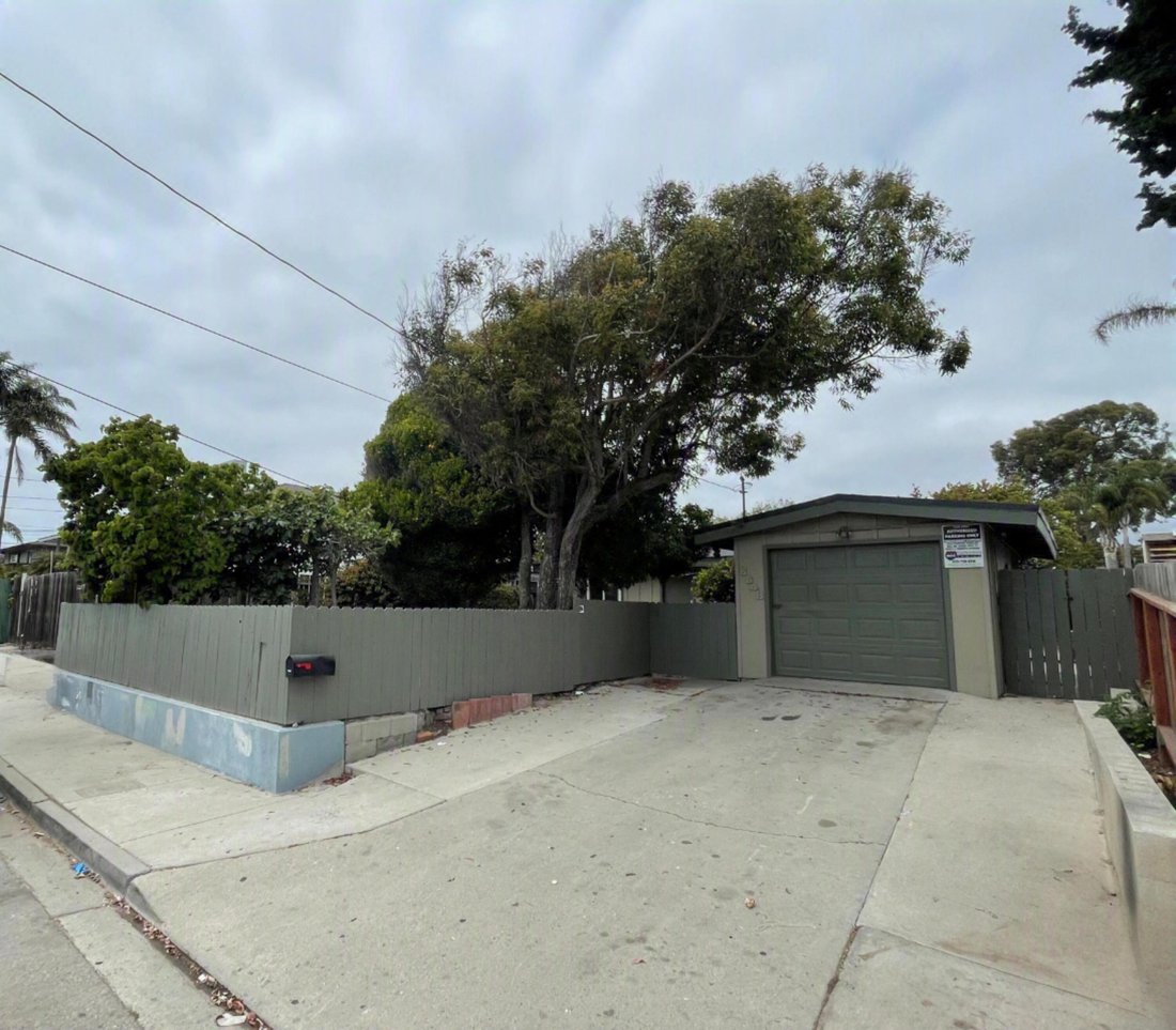 Goleta, California, United States 1 - 18257232