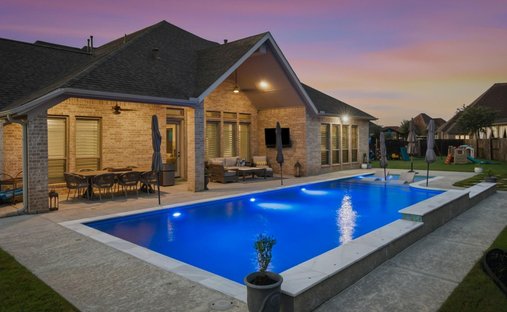 House in Iowa Colony, Texas, United States 1
