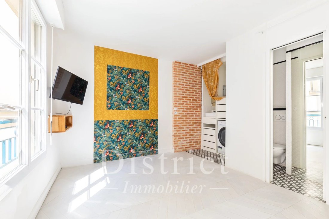Apartment in Montorgueil-Saint Denis, Paris 2e Arrondissement, Paris 5 - 18250092