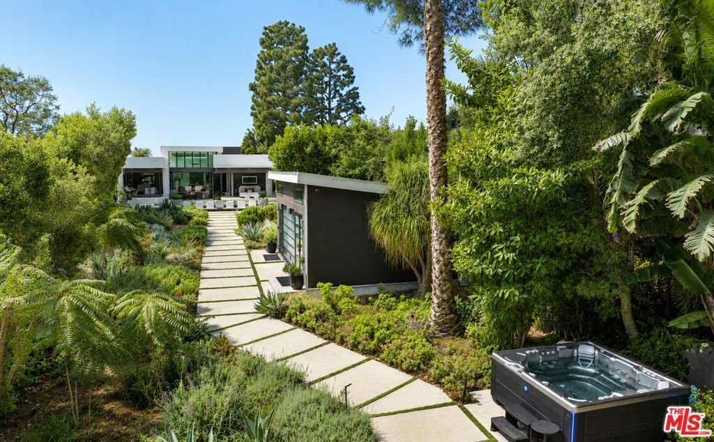 House in Los Angeles, California, United States 2 - 18250085