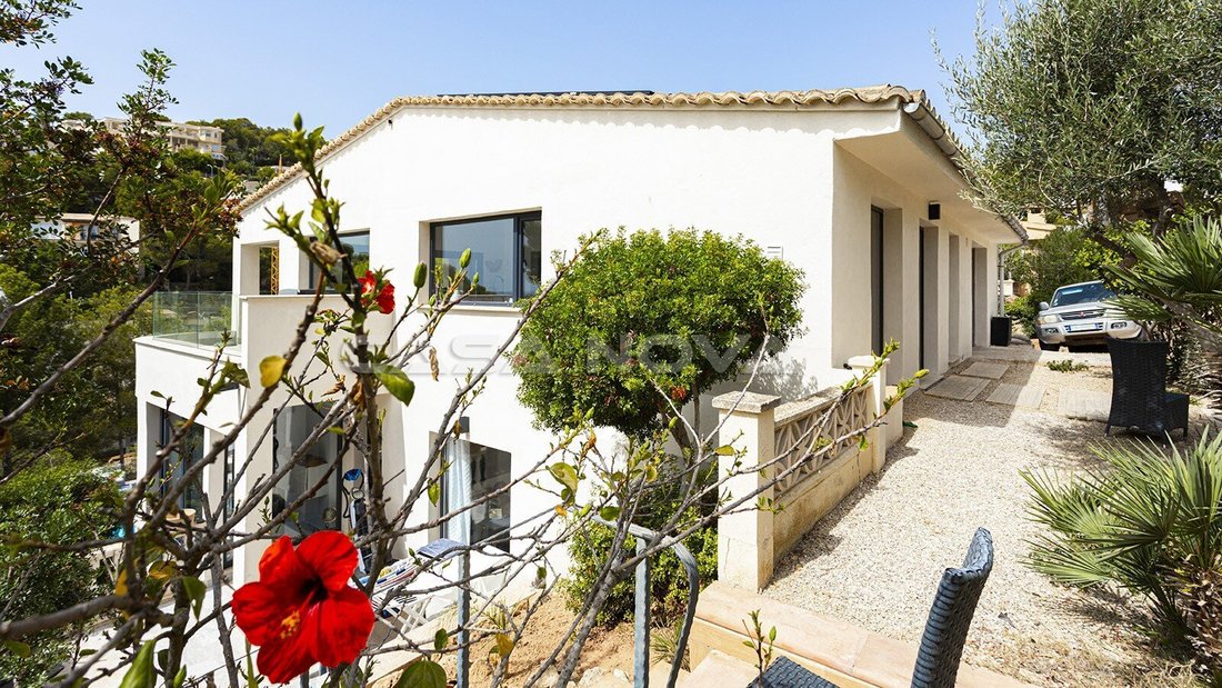 Villa in Costa de la Calma, Calvia, Balearic Islands 2 - 18244285