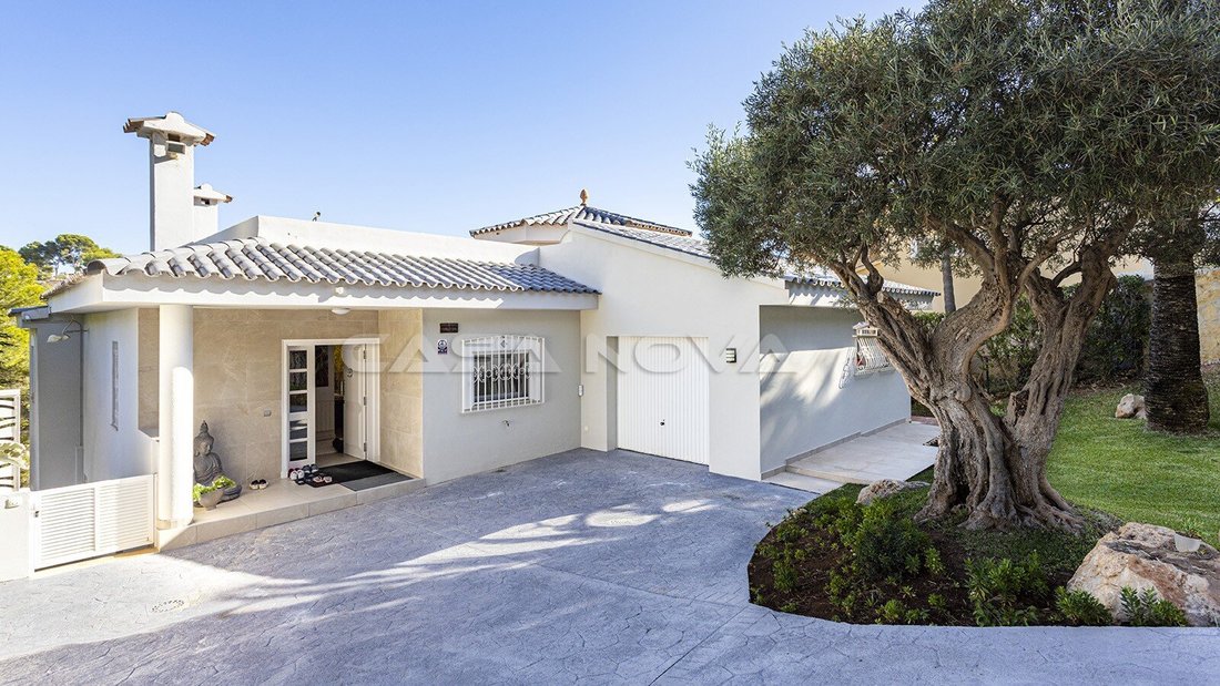 Villa in Costa de la Calma, Calvia, Balearic Islands 1 - 18243943