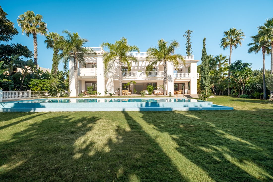 Villa a Estepona, Andalusia, Spagna 2 - 18253602