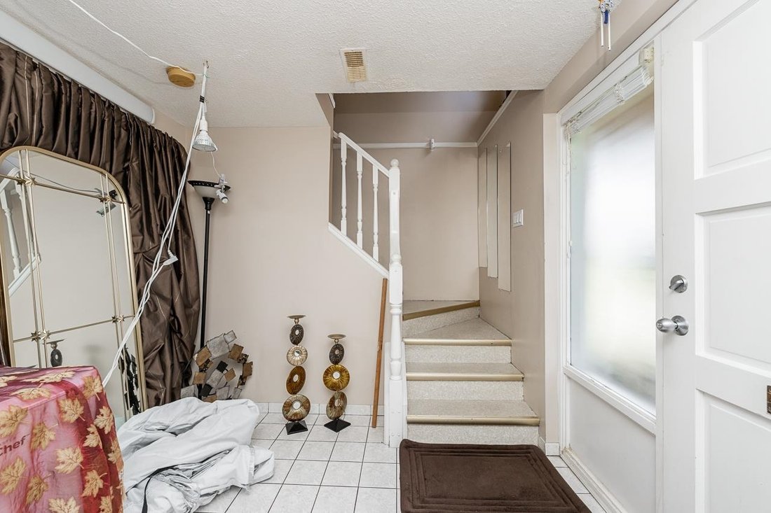 House in Coquitlam, British Columbia, Canada 5 - 18257130