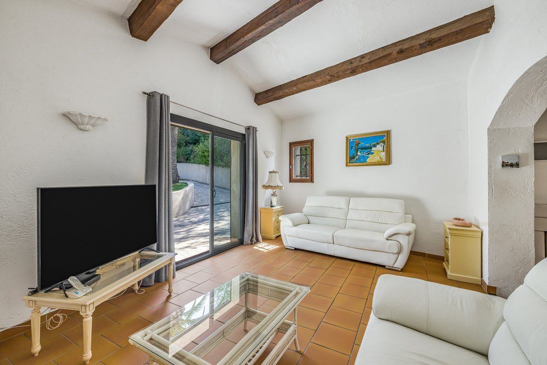 House in Le Cottage, Mandelieu-la-Napoule, France 2 - 18255539