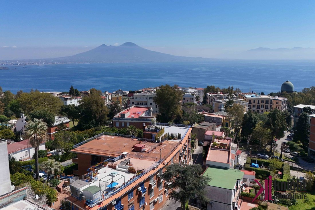 Apartment in Naples, Campania, Italy 1 - 15429016